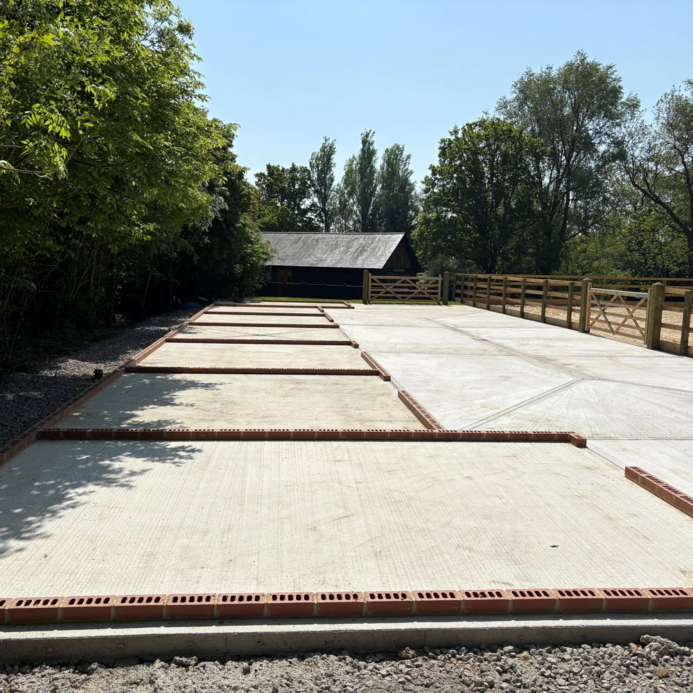 Stable Bases by Campion Equestrian